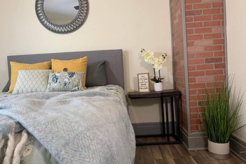 6Br Retreat-Great For Reunions And Getaways Minutes From Niagara Falls Bagian luar foto